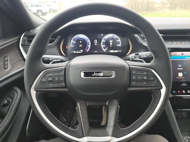 New 2026 Jeep Grand Cherokee Limited AWD/4WD image 18