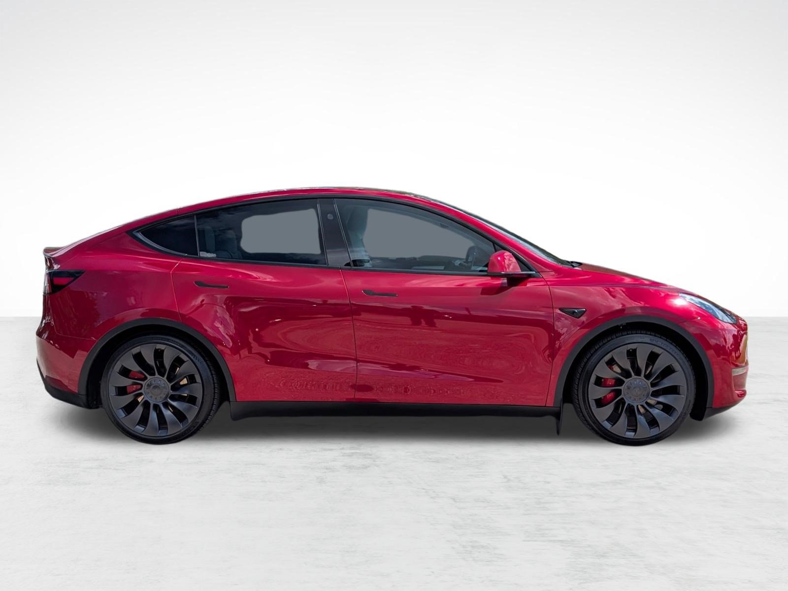 Used 2024 Tesla Model Y Performance AWD/4WD image 6