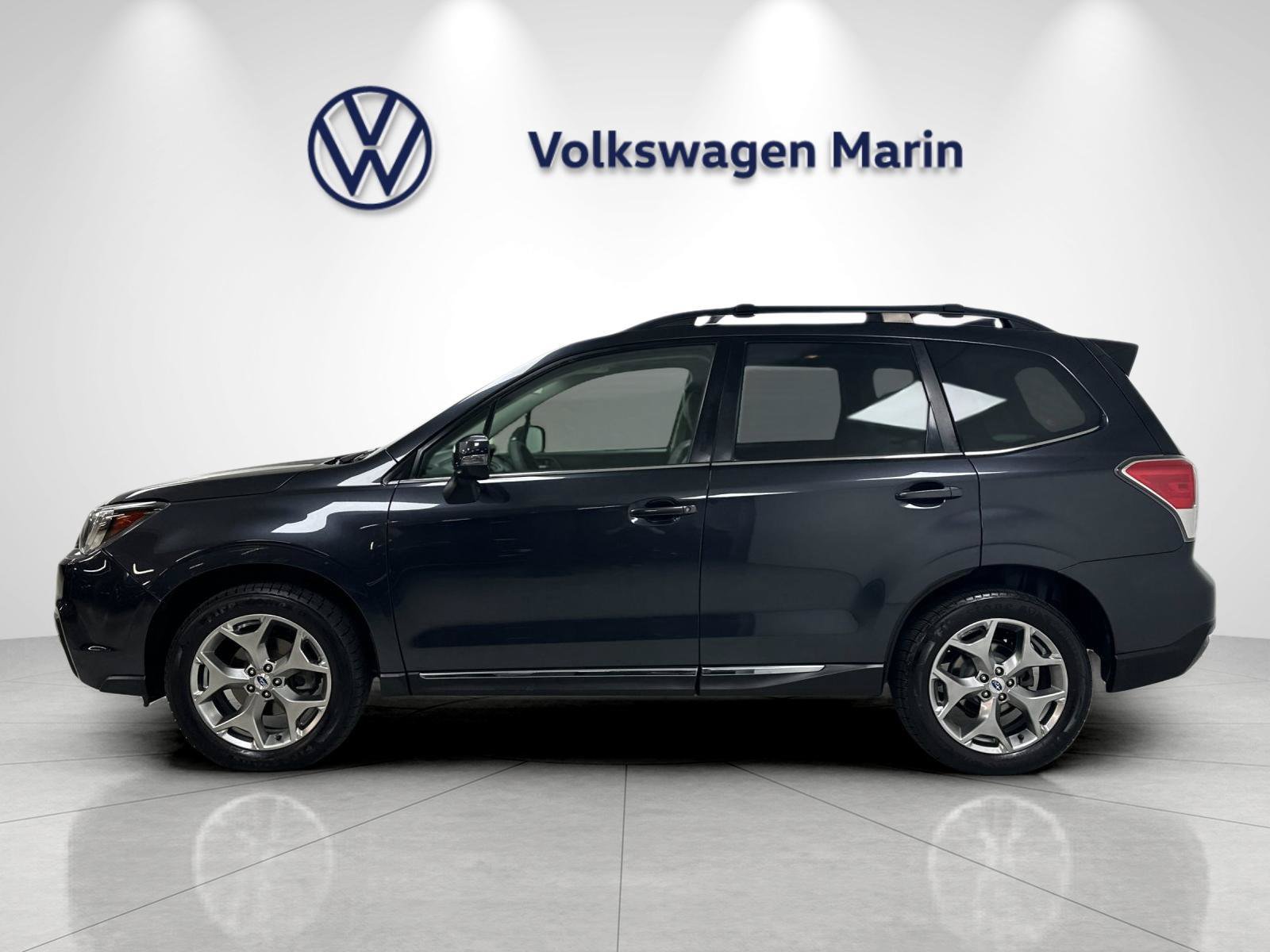 Used 2018 Subaru Forester 2.5i Touring AWD/4WD image 2