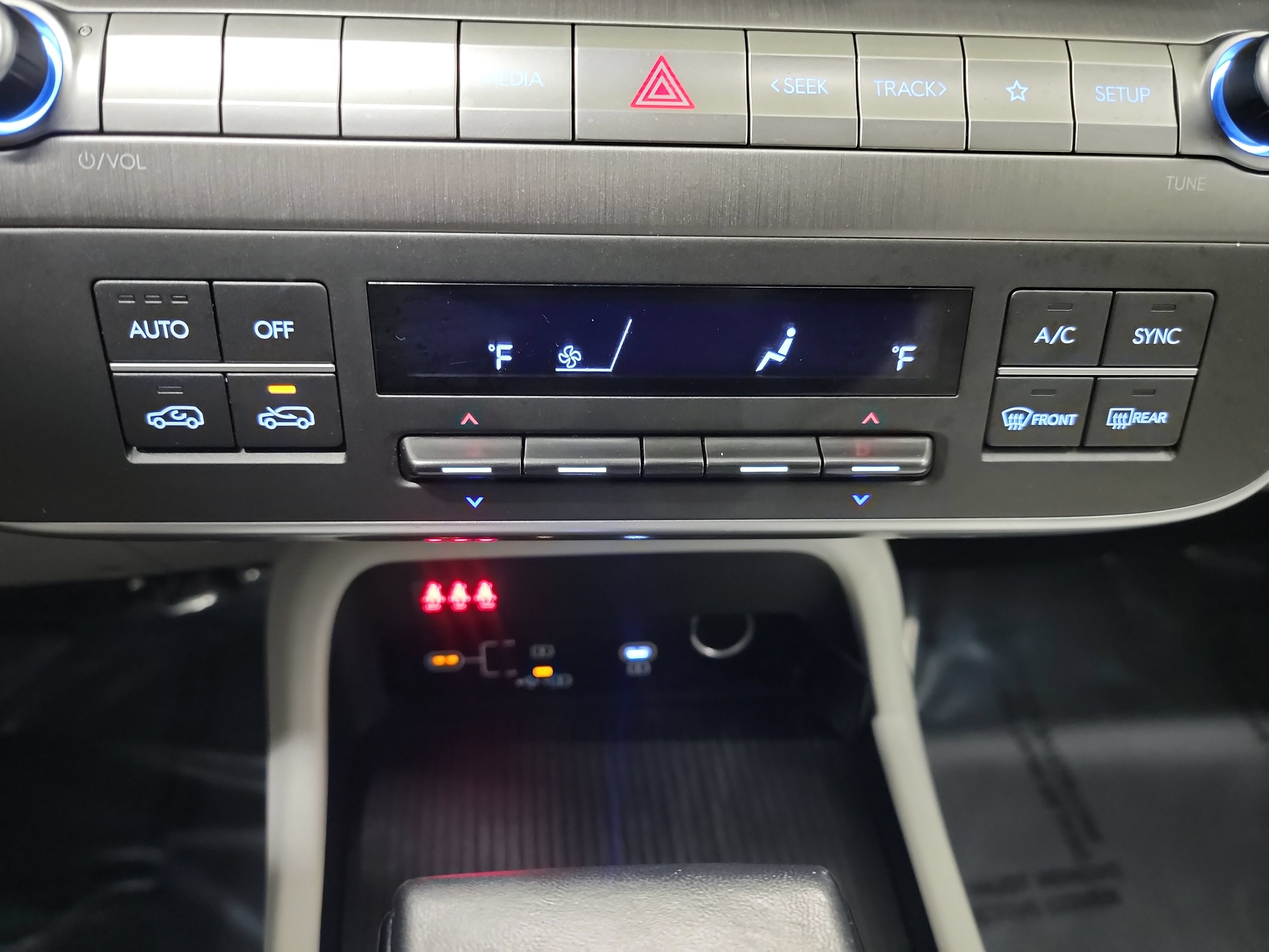 Used 2024 Hyundai Kona SEL AWD/4WD image 21
