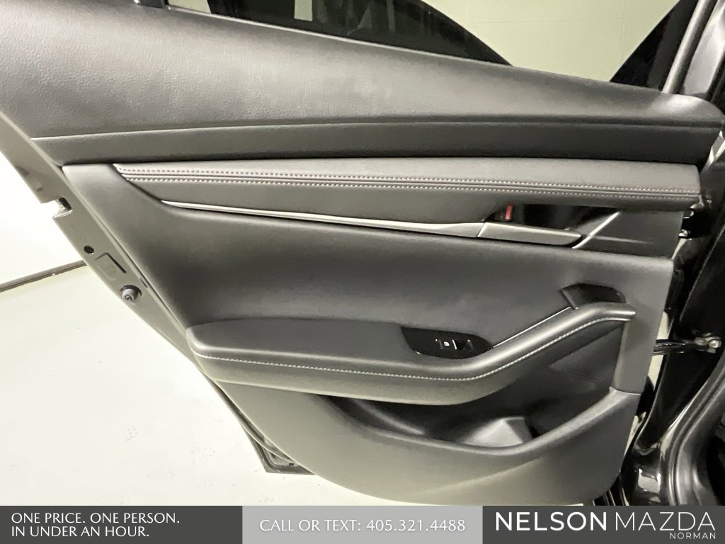 Used 2025 MAZDA MAZDA3 s image 22