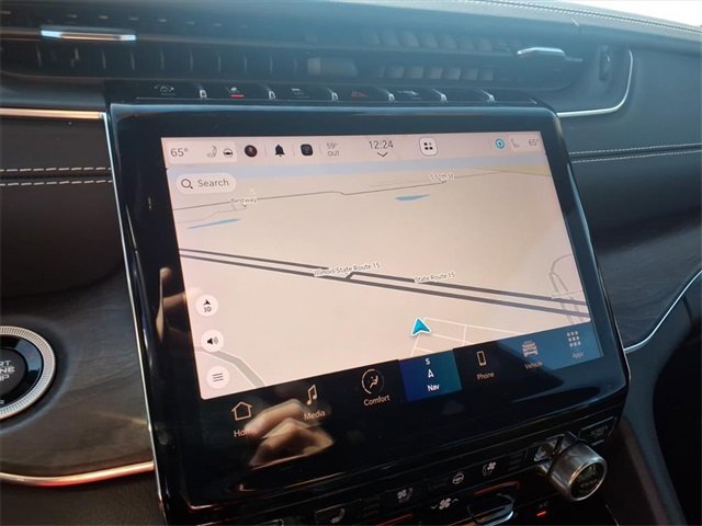 Certified 2022 Jeep Grand Cherokee L Overland w/ Luxury Tech Group IV image 4