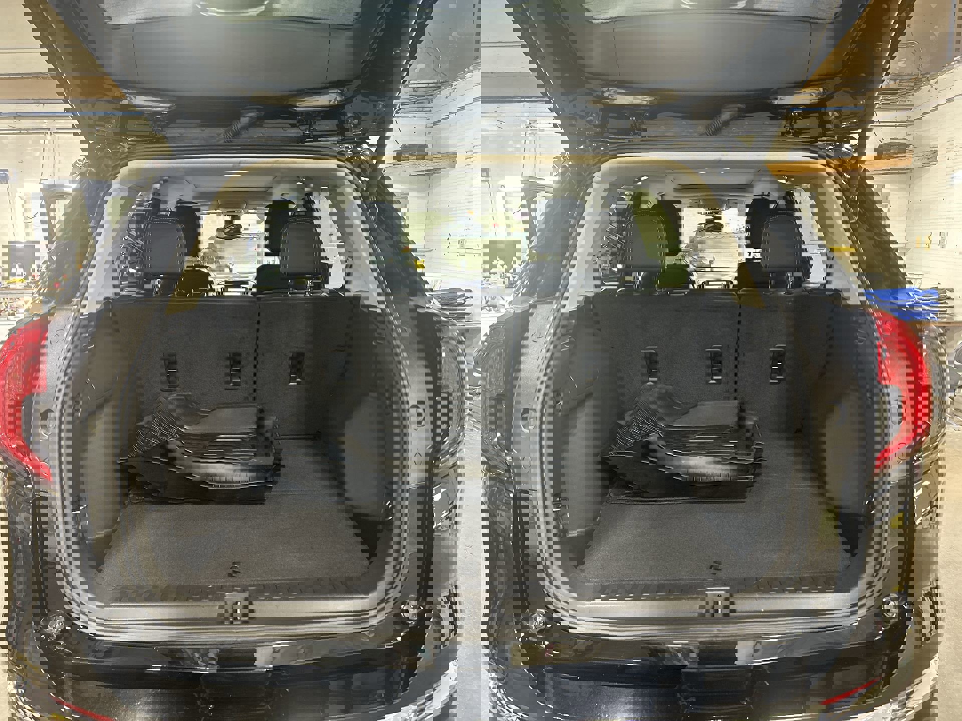 Certified 2022 GMC Terrain Denali w/ LPO, Floor Liner Package image 28