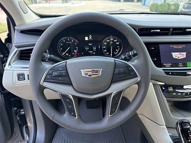 New 2025 Cadillac XT5 Premium Luxury image 13