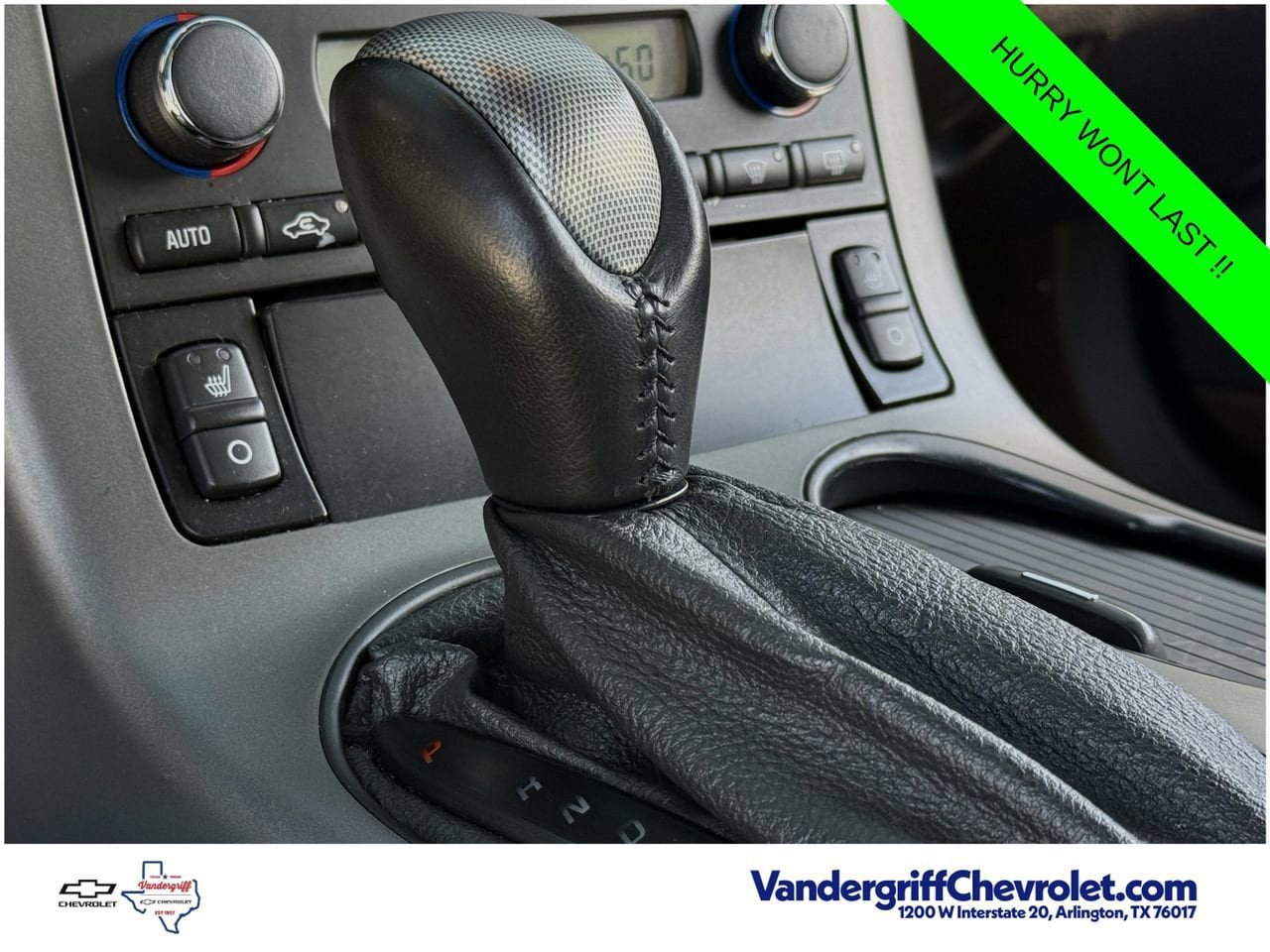 Used 2007 Chevrolet Corvette Coupe w/ Preferred Equipment Group RWD image 17