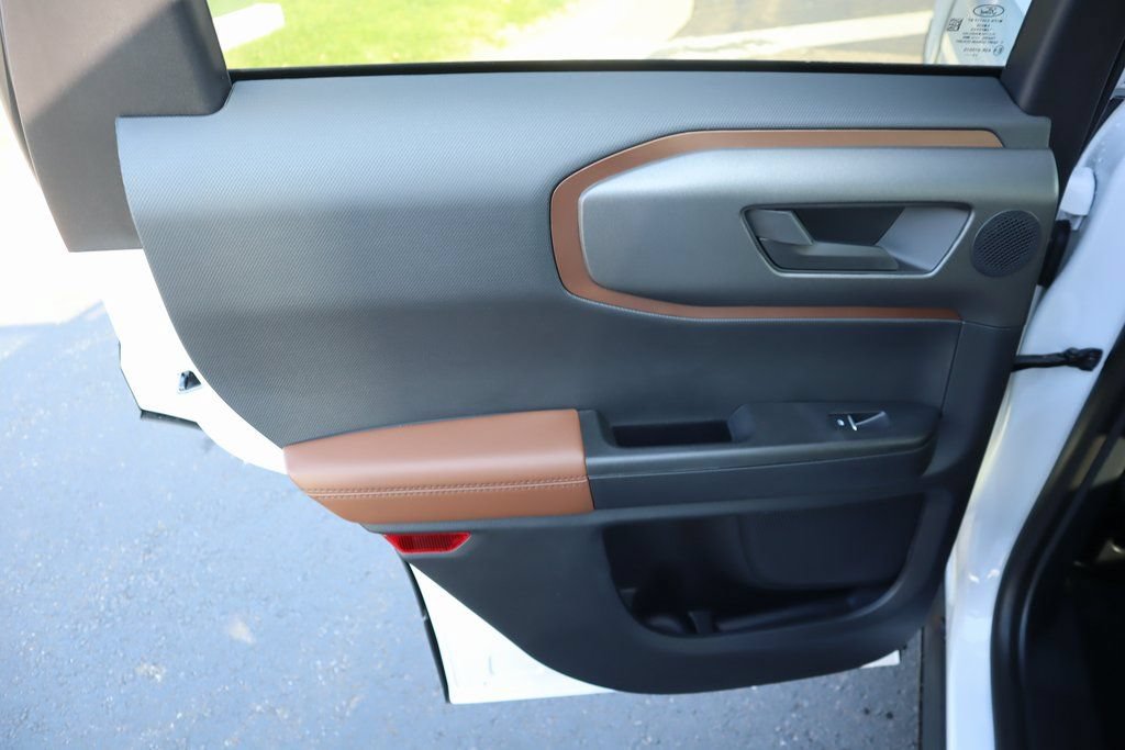 New 2025 Ford Bronco Sport Outer Banks w/ Outer Banks Tech Package+ AWD/4WD image 17