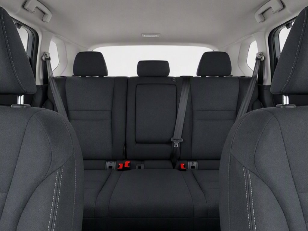 Certified 2026 Nissan Rogue S FWD image 33