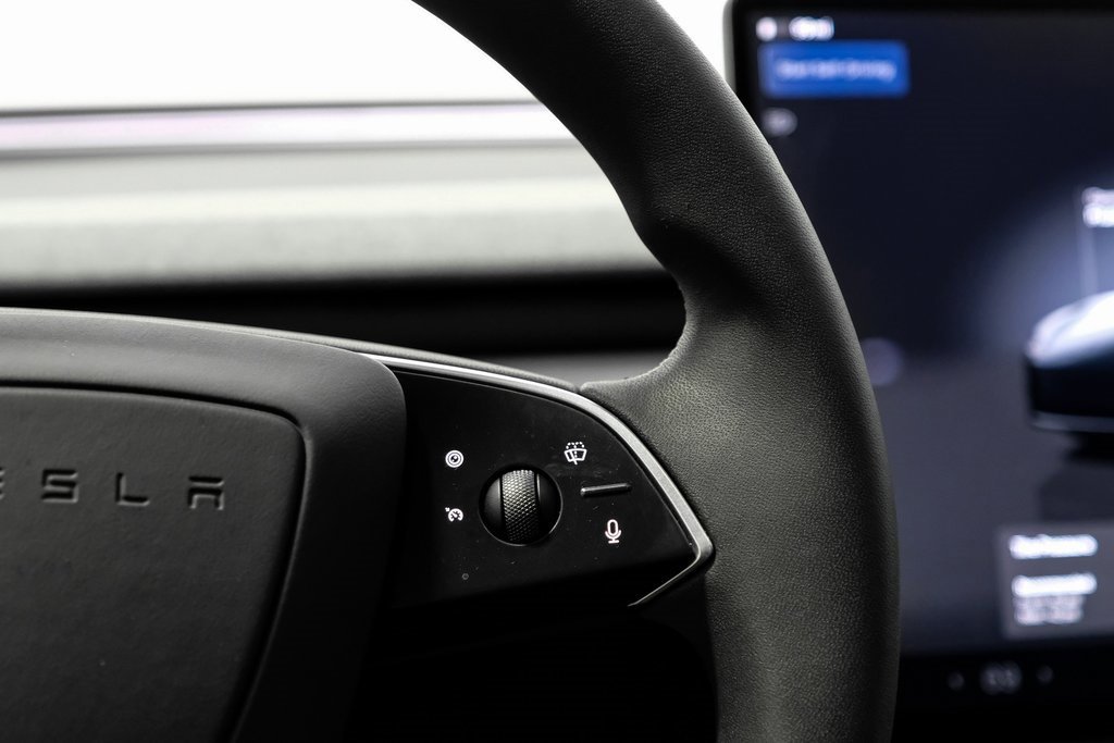 Used 2025 Tesla Model 3 Long Range image 19