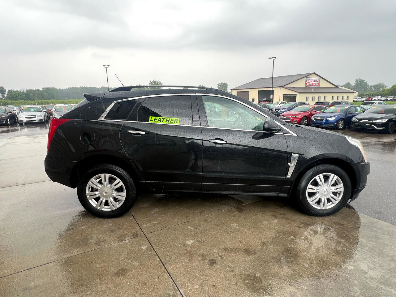 Used 2011 Cadillac SRX Base image 4