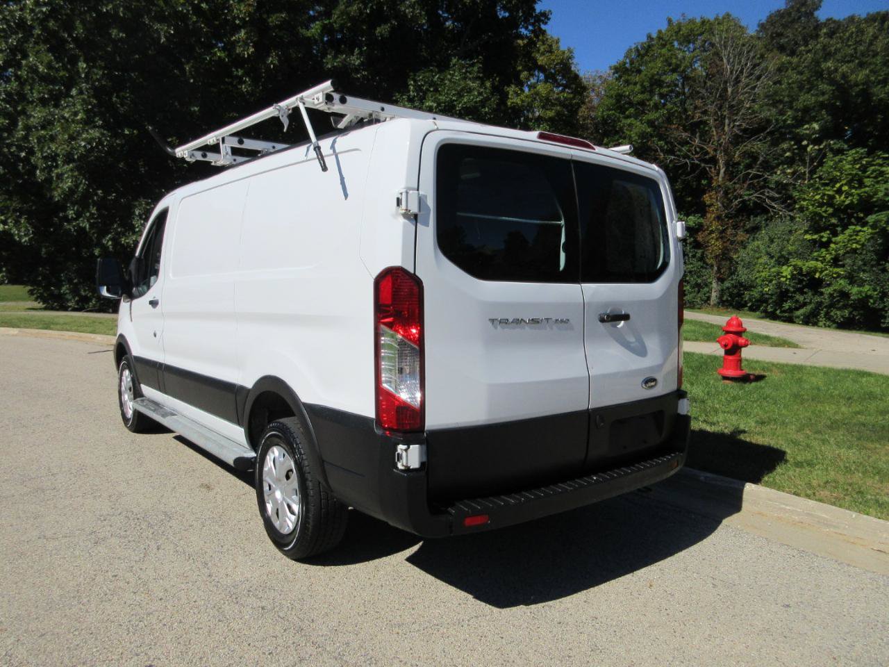 Used 2019 Ford Transit 250 130 Low Roof w/ Exterior Upgrade Package RWD image 37