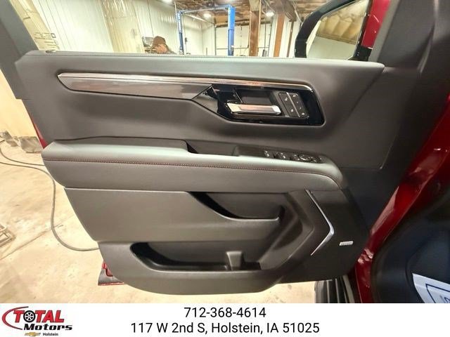 New 2026 Chevrolet Tahoe RST w/ Comfort Package AWD/4WD image 9