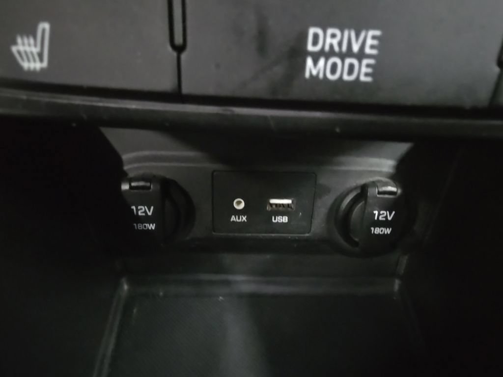 Used 2018 Hyundai Accent Limited FWD image 32
