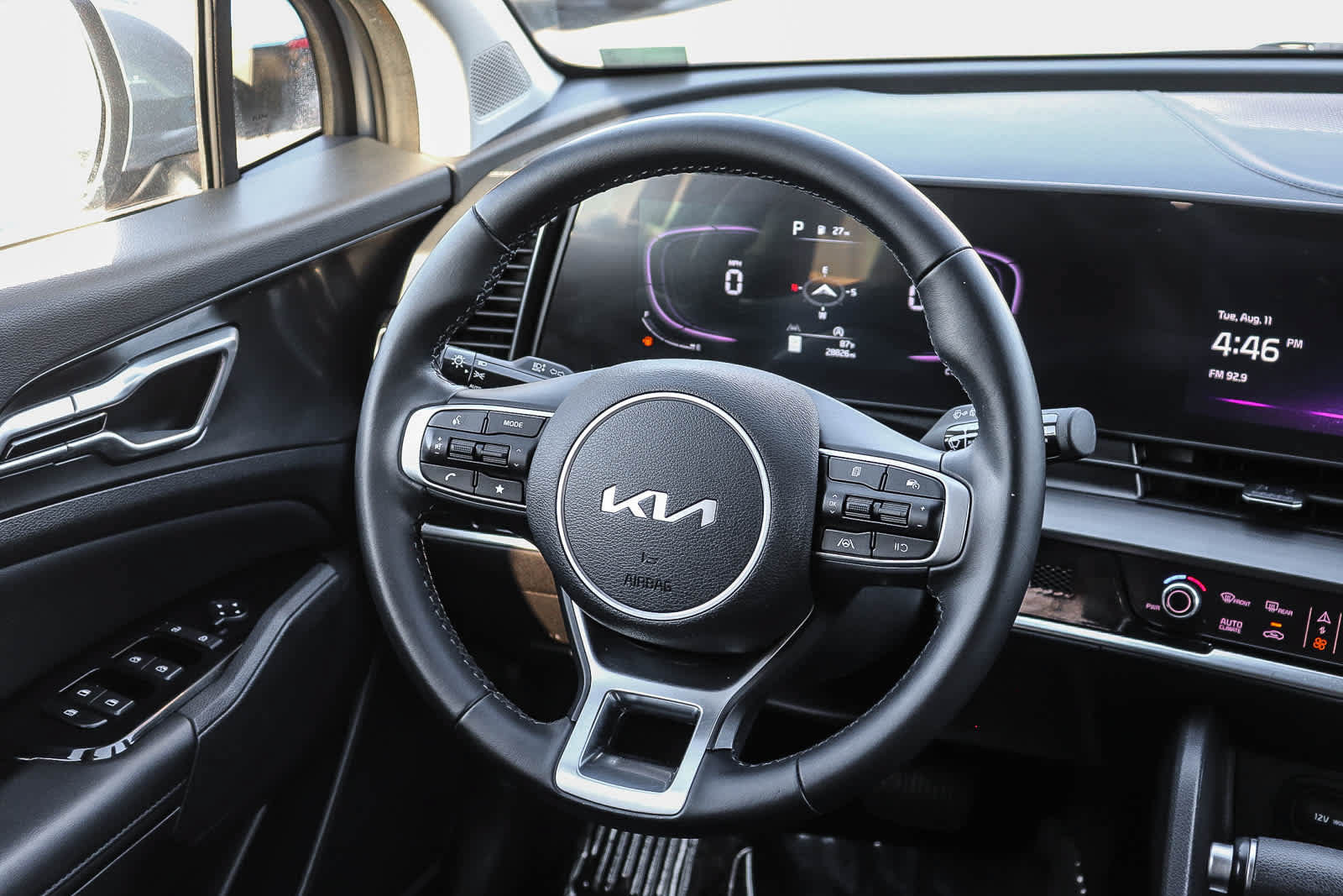 Used 2024 Kia Sportage EX FWD image 13