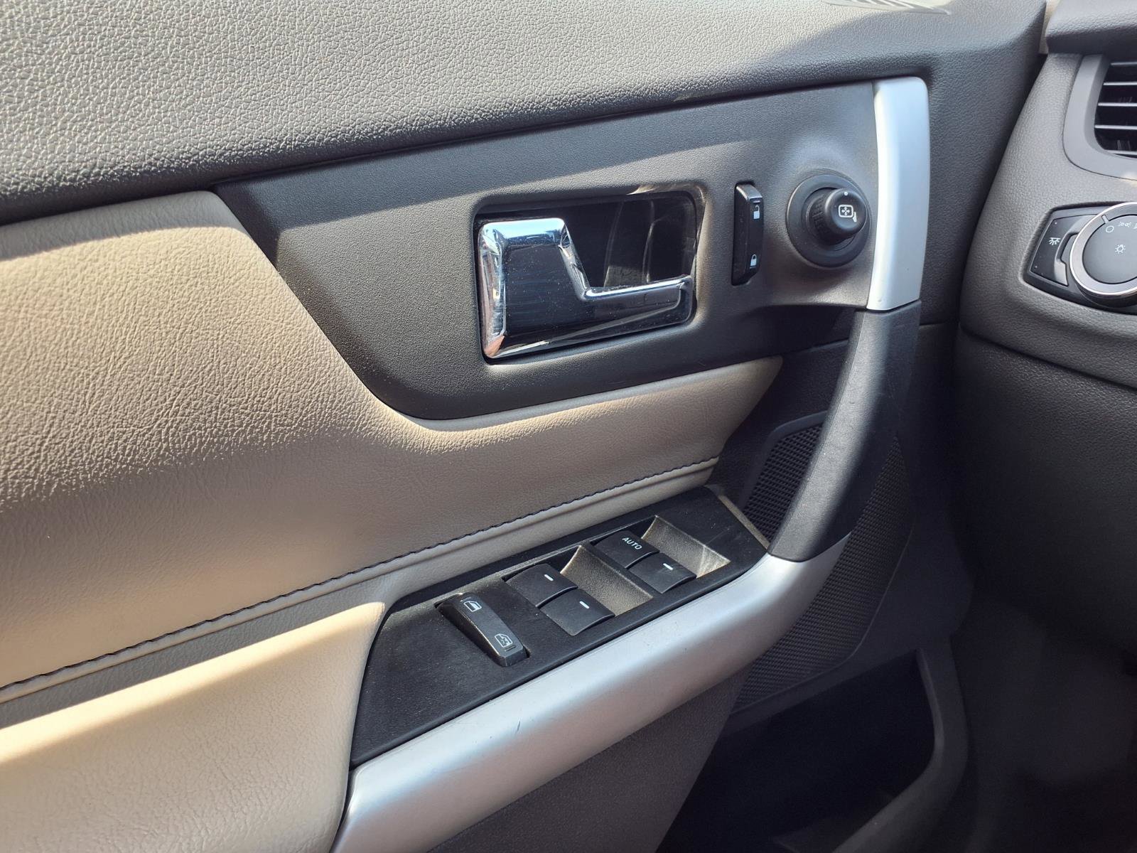 Used 2013 Ford Edge SE FWD image 15