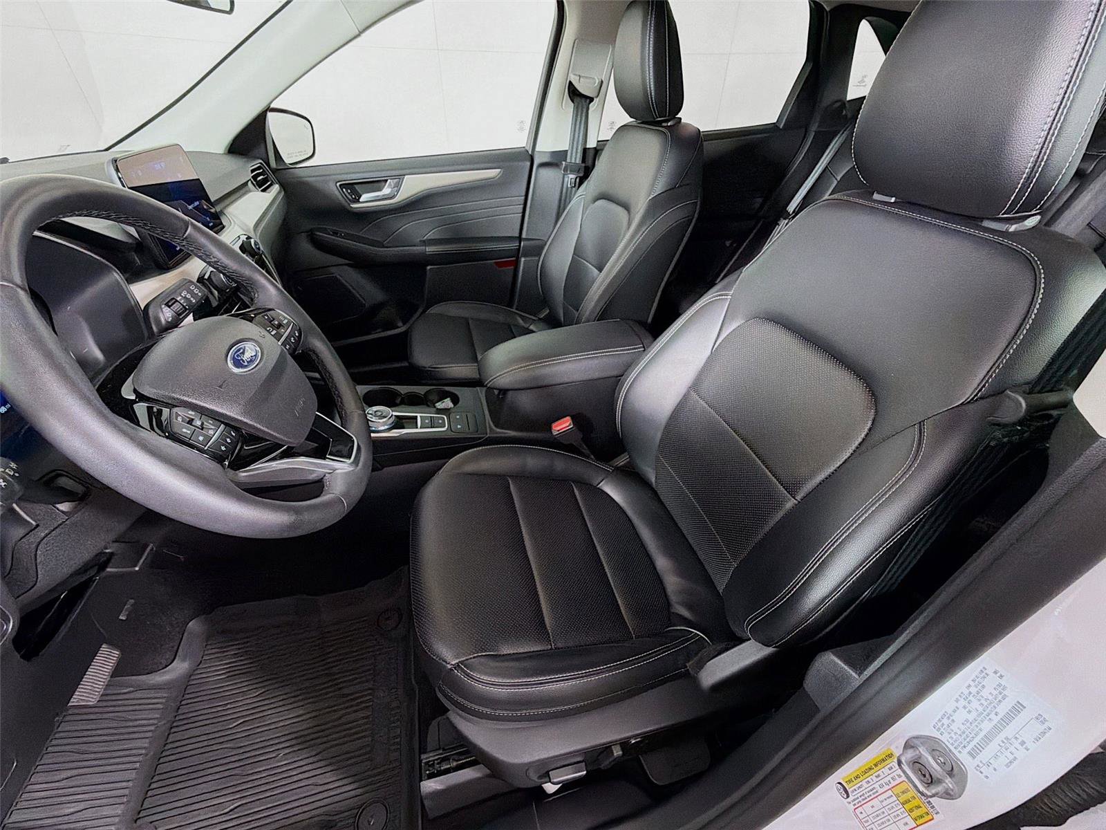 Used 2022 Ford Escape SEL w/ Technology Package AWD/4WD image 11