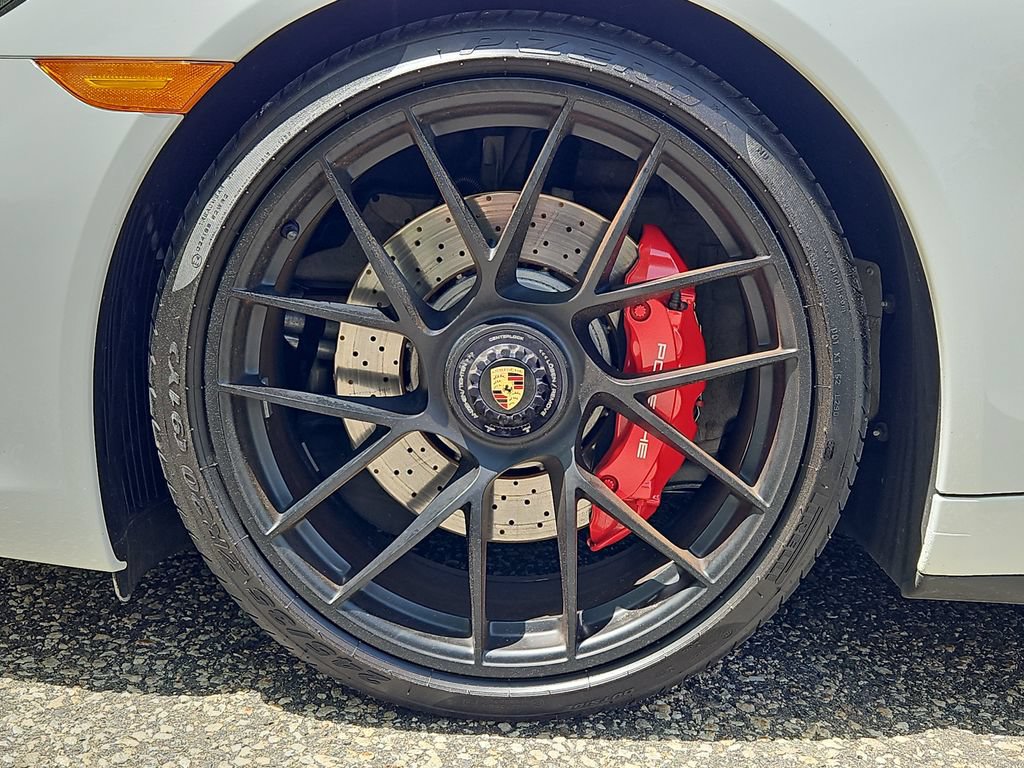 Certified 2019 Porsche 911 Targa 4 GTS AWD/4WD image 11
