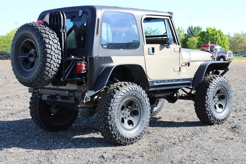 Used 1988 Jeep Wrangler Sahara AWD/4WD image 10