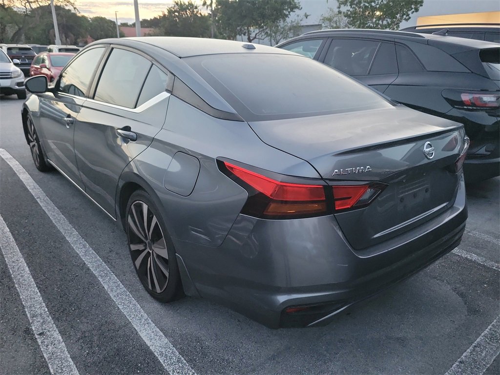 Used 2019 Nissan Altima 2.5 SR w/ SR Premium Package image 7