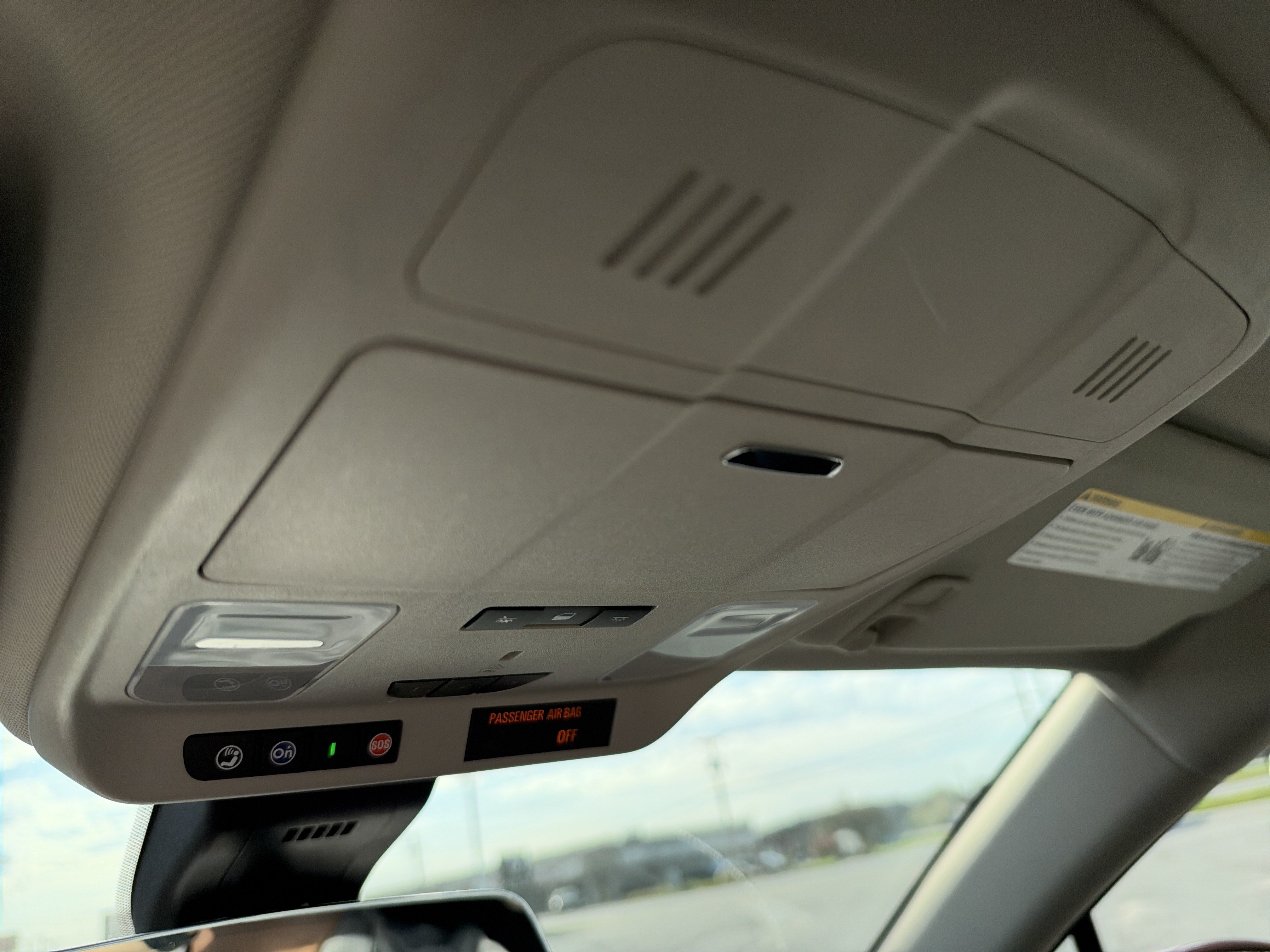 Used 2019 Buick Envision Premium AWD/4WD image 30