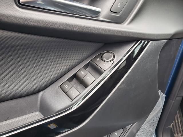 New 2026 Chevrolet Equinox LT w/ Convenience Package II image 14