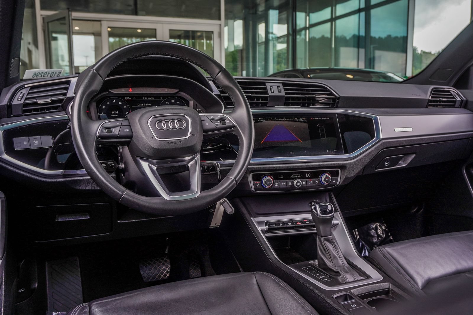 Used 2025 Audi Q3 2.0T Premium AWD/4WD image 19