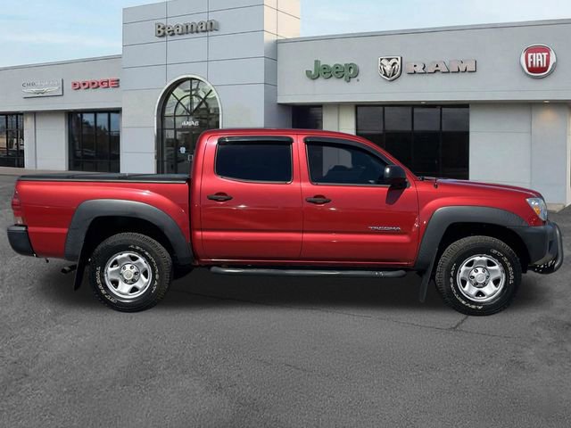 Used 2015 Toyota Tacoma PreRunner w/ Convenience Package RWD image 8