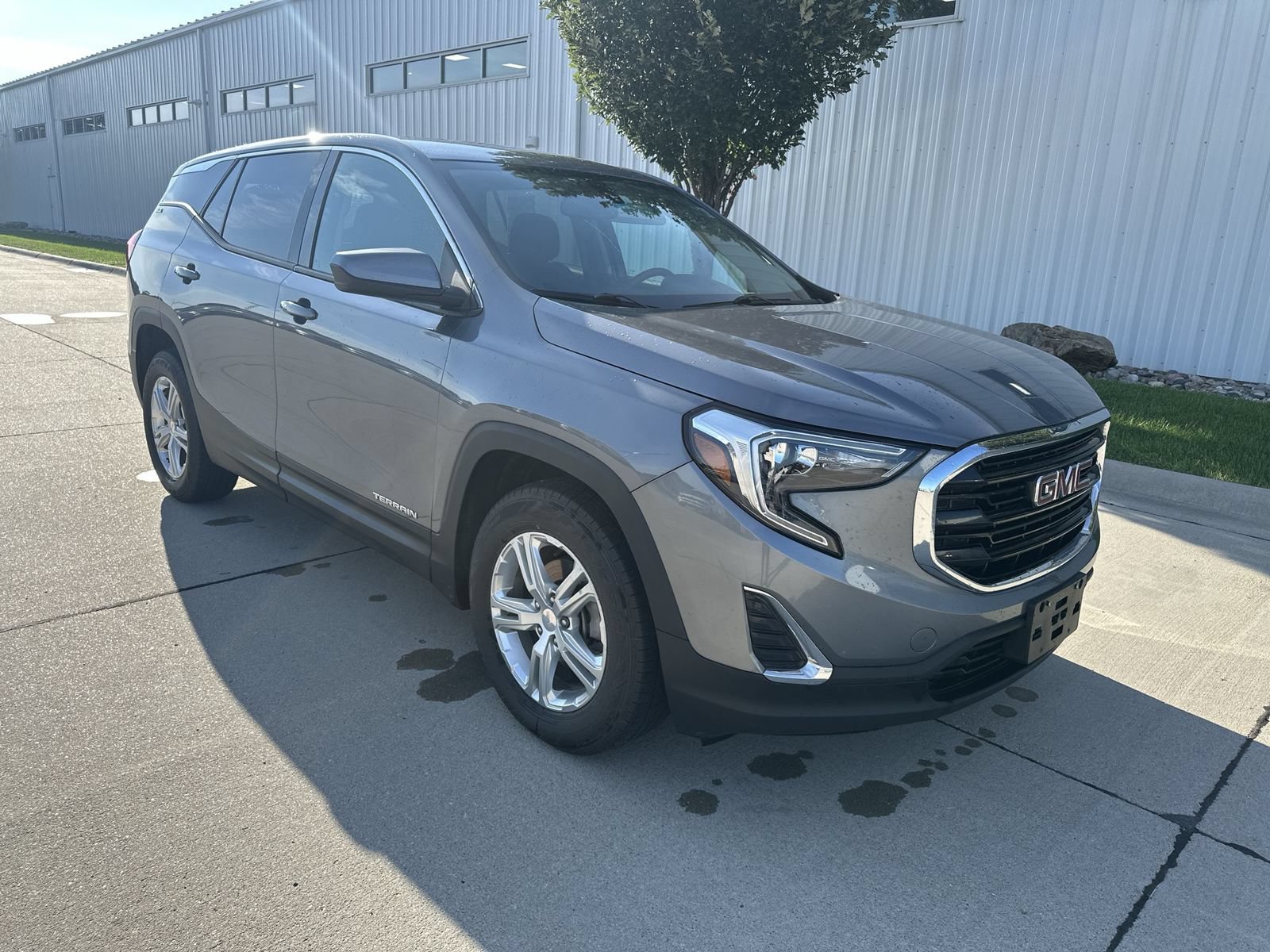 Certified 2018 GMC Terrain SLE FWD image 16