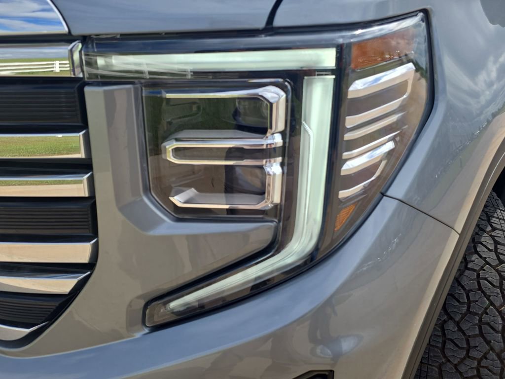 New 2026 GMC Sierra 1500 SLT w/ SLT Premium Plus Package image 32