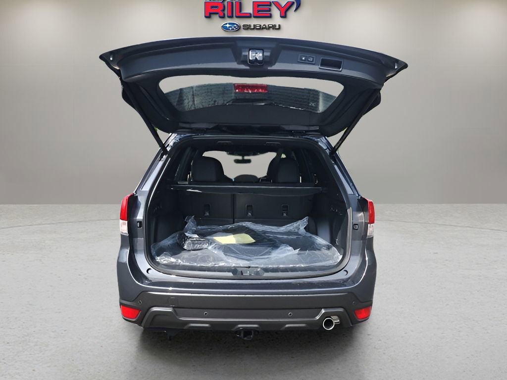 Used 2025 Subaru Forester Wilderness image 11