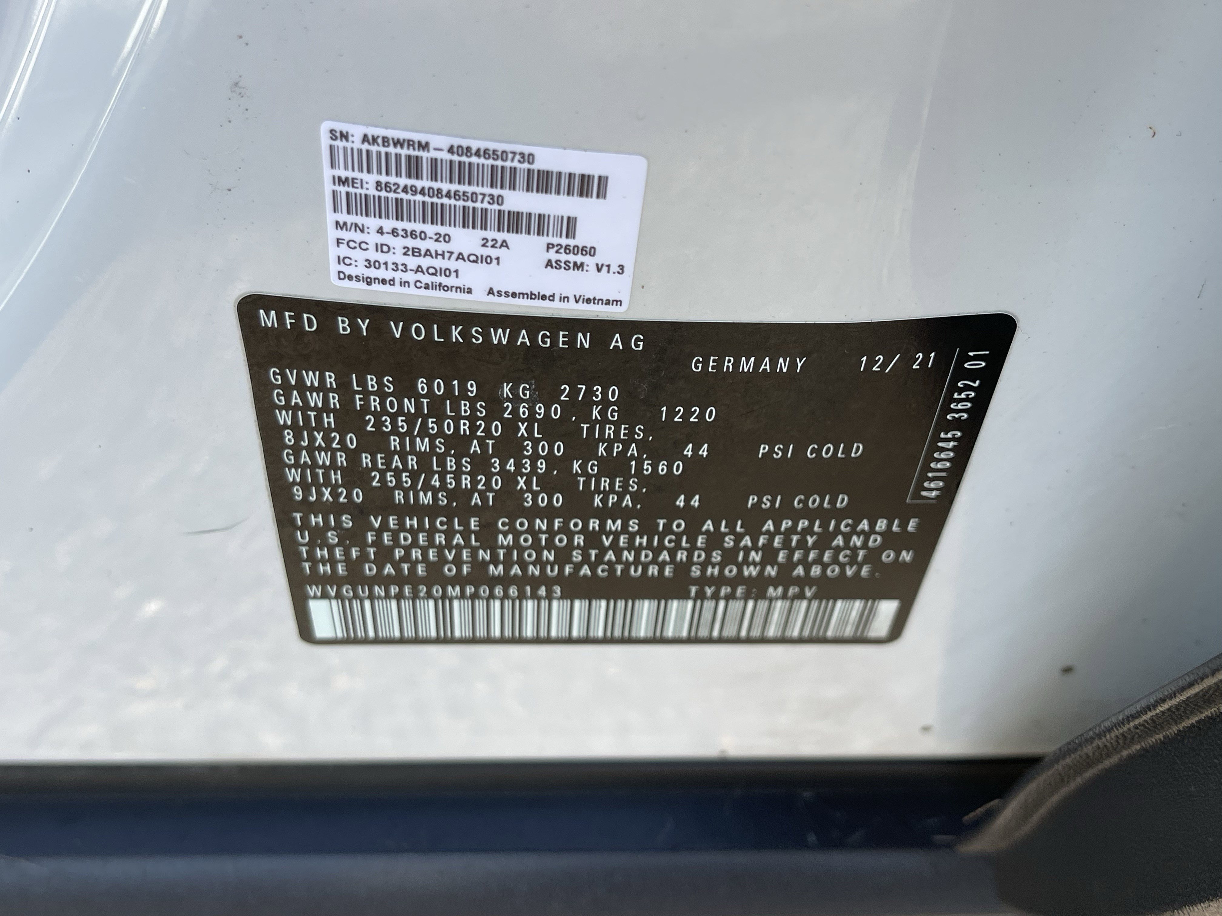 Used 2021 Volkswagen ID.4 Pro S w/ Gradient Package AWD/4WD image 32