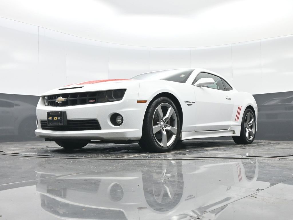 Used 2012 Chevrolet Camaro SS w/ RS Package image 25