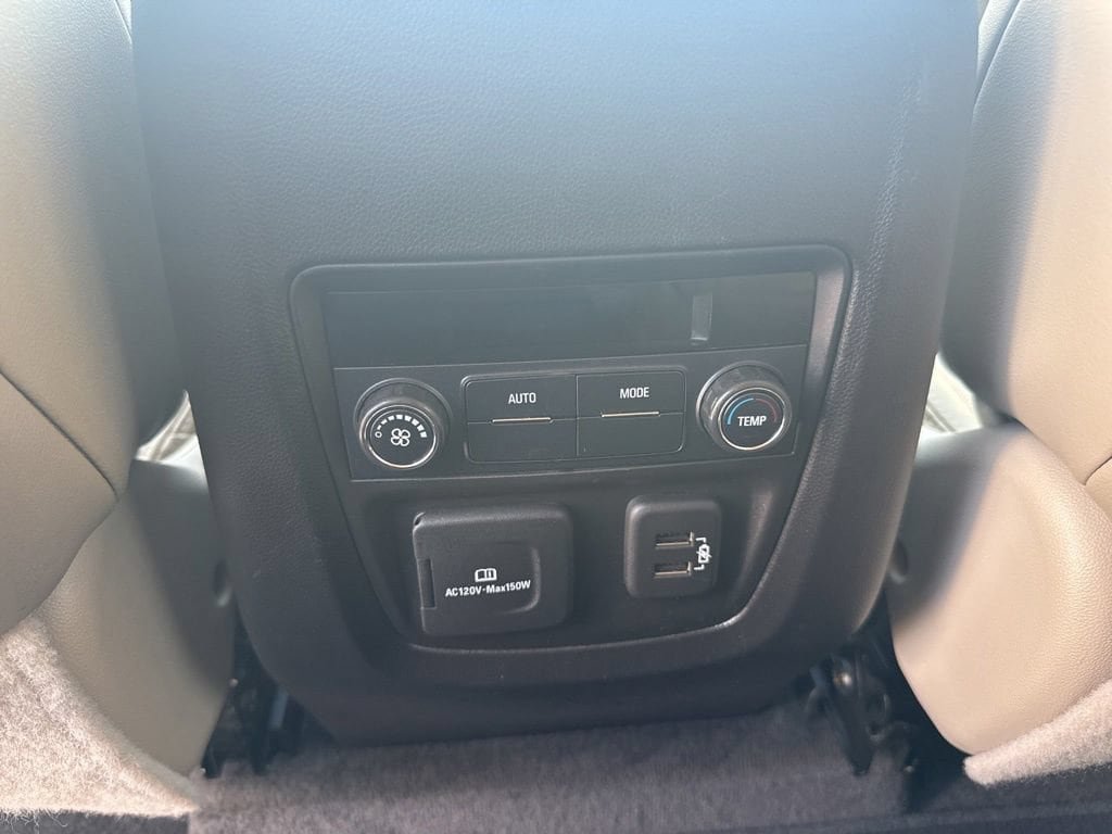 Used 2019 Buick Enclave Essence FWD image 15