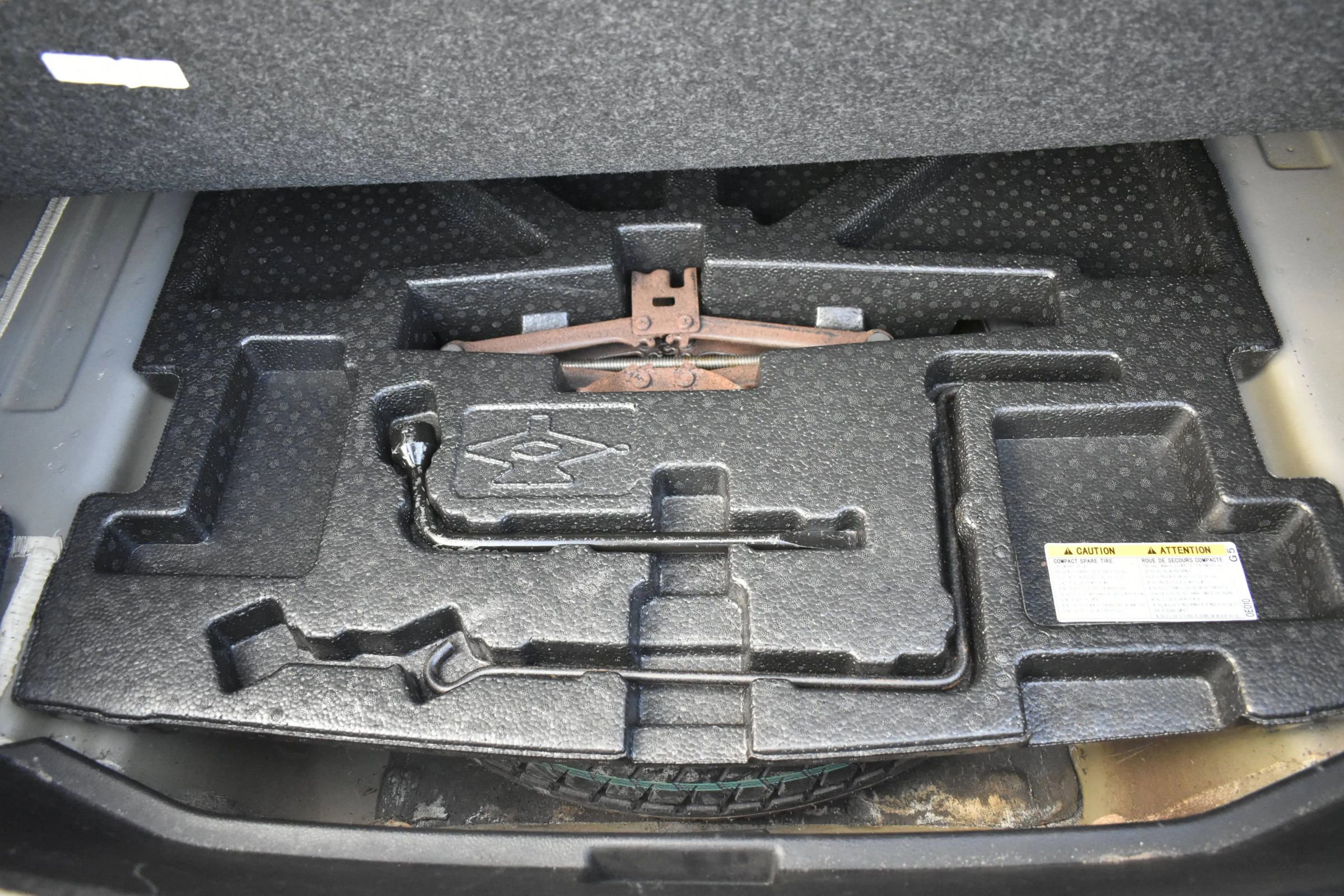 Used 2018 Toyota Avalon XLE image 27