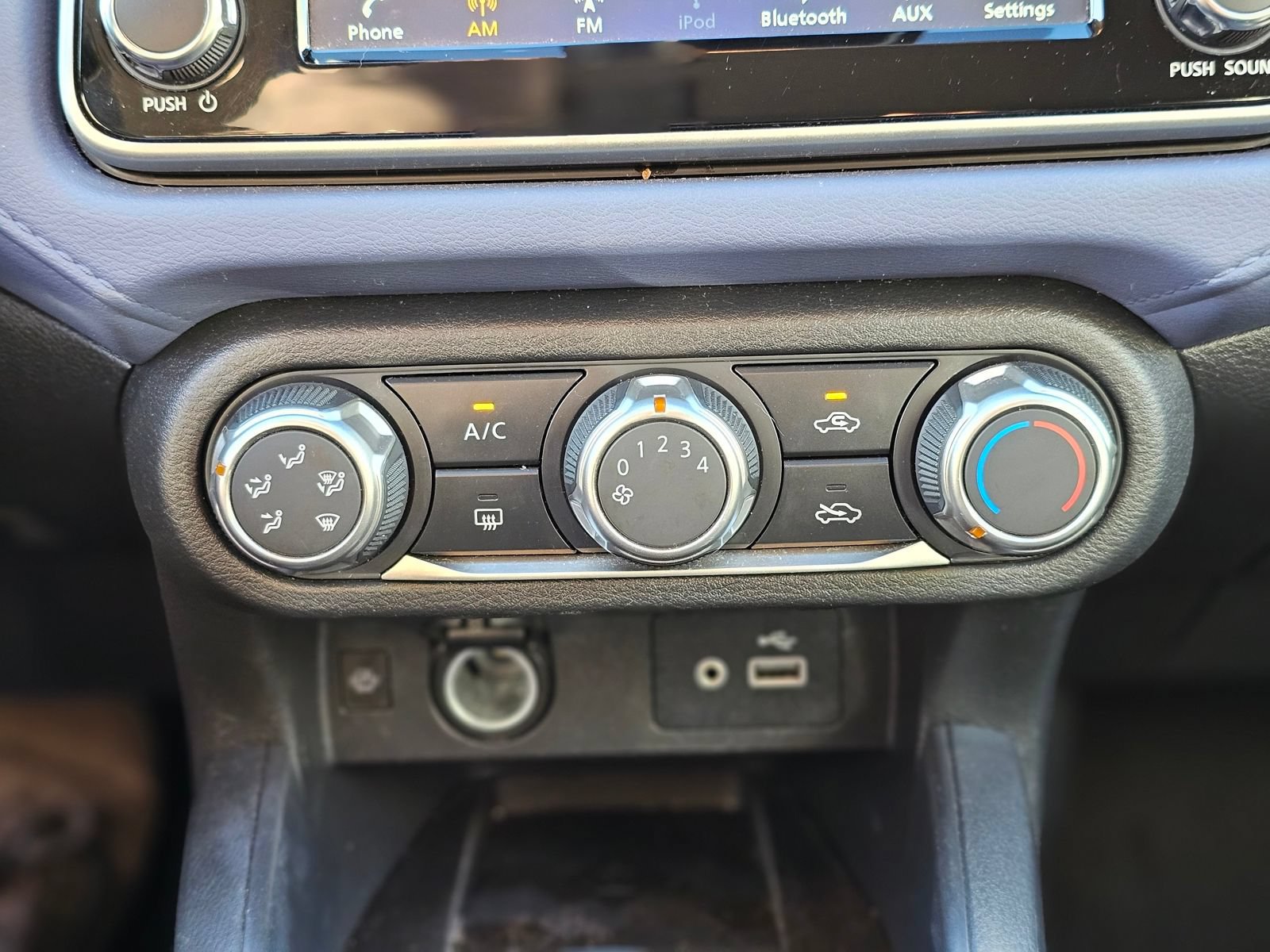 Used 2024 Nissan Versa SV FWD image 13