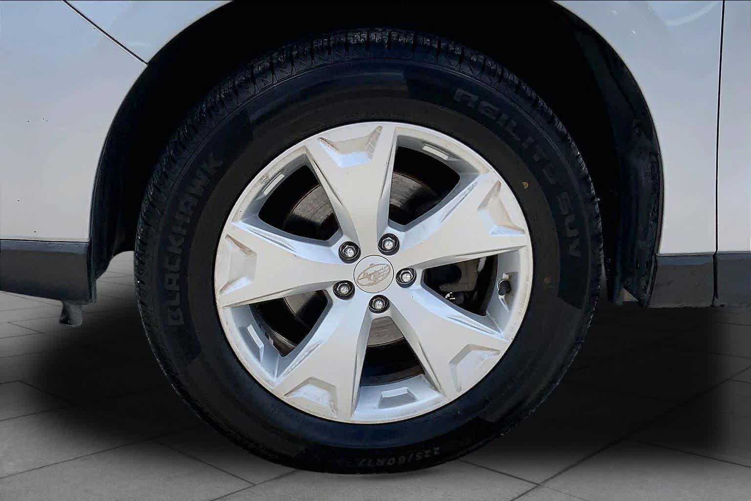 Used 2016 Subaru Forester 2.5i w/ Alloy Wheel Package AWD/4WD image 10