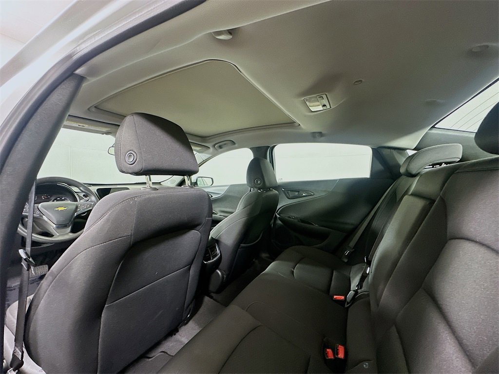 Used 2024 Chevrolet Malibu LT image 13