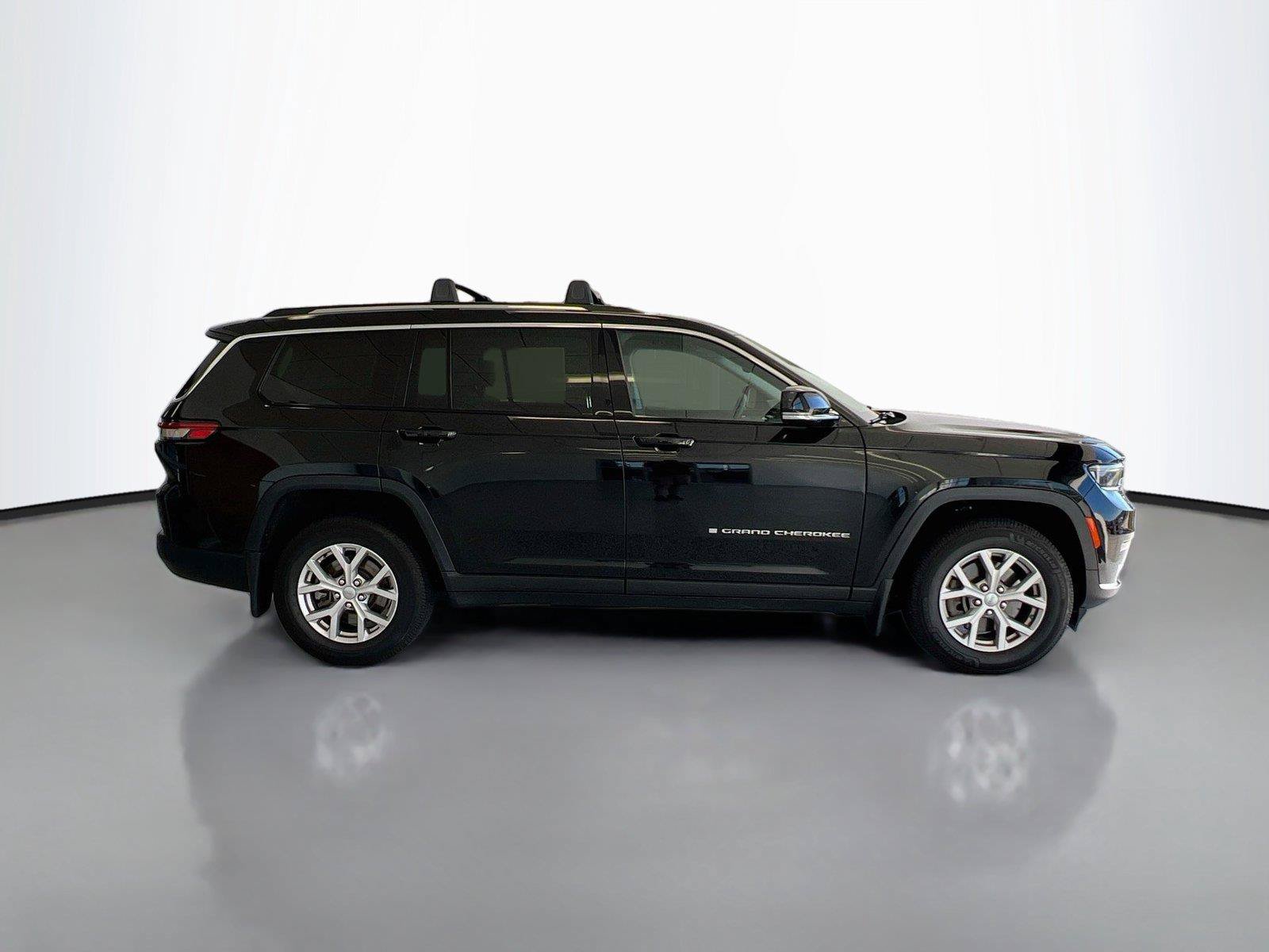 Used 2021 Jeep Grand Cherokee L Limited AWD/4WD image 16