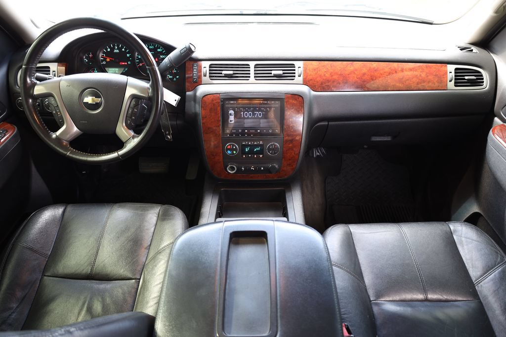 Used 2011 Chevrolet Silverado 1500 LTZ AWD/4WD image 19