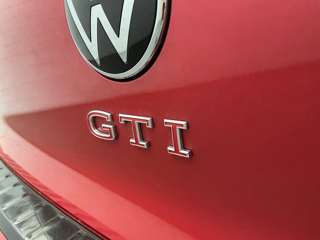 Used 2024 Volkswagen GTI SE FWD image 12