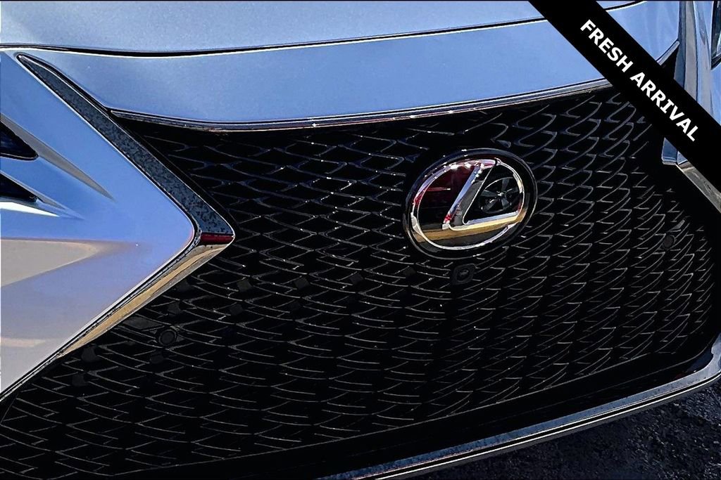 Used 2024 Lexus ES 350 F Sport w/ Accessory Package (Z2) image 32