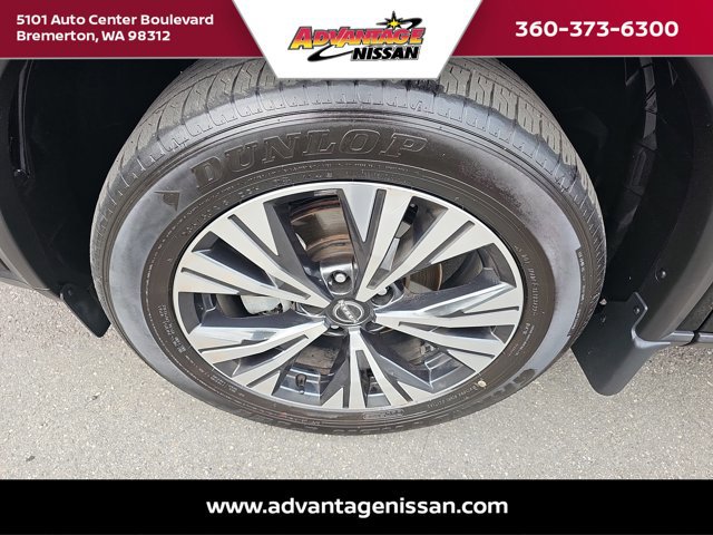 Used 2023 Nissan Rogue SV image 22