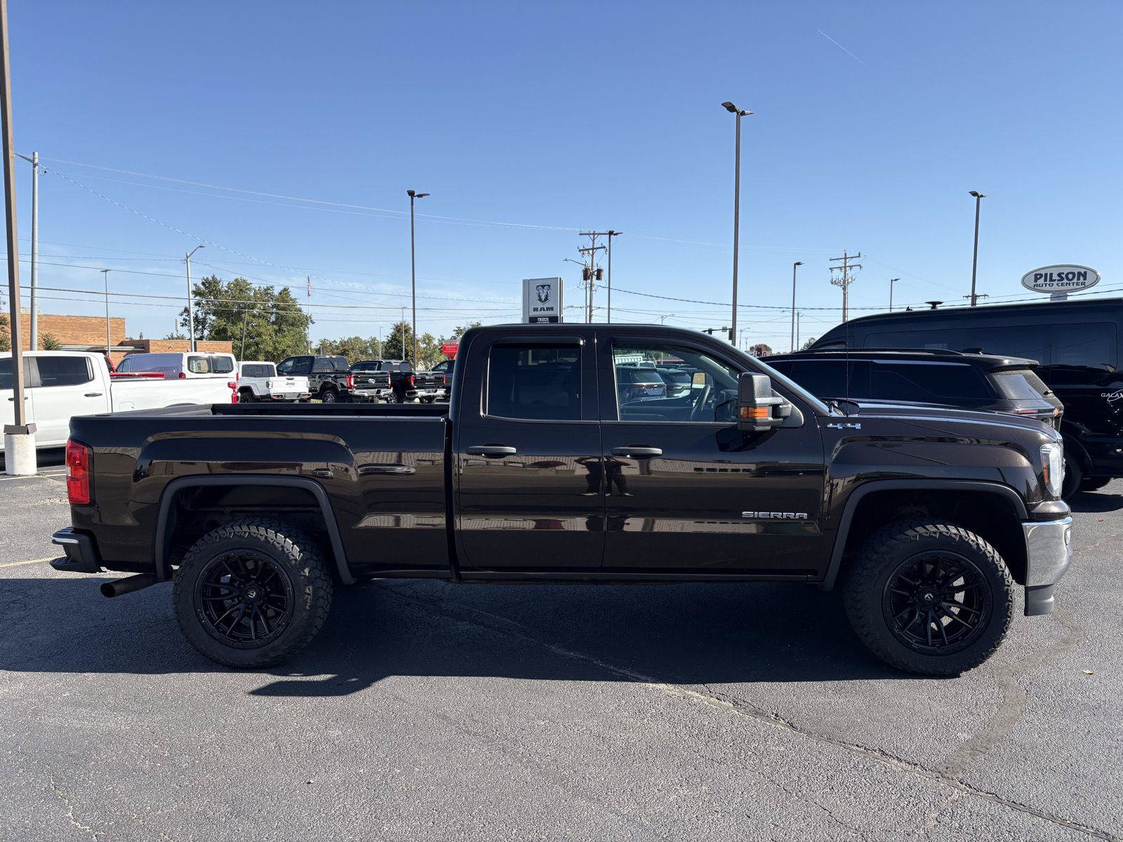 Used 2018 GMC Sierra 1500 4x4 Double Cab w/ Sierra Convenience Package image 34
