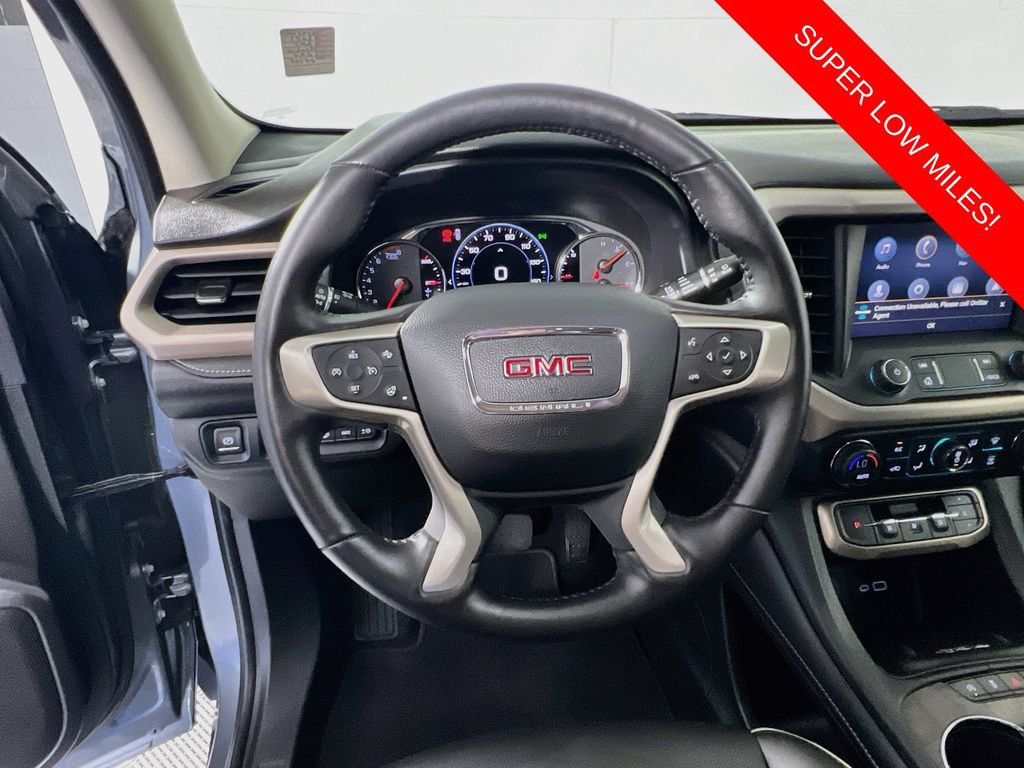 Used 2021 GMC Acadia Denali w/ Denali Ultimate Package AWD/4WD image 11