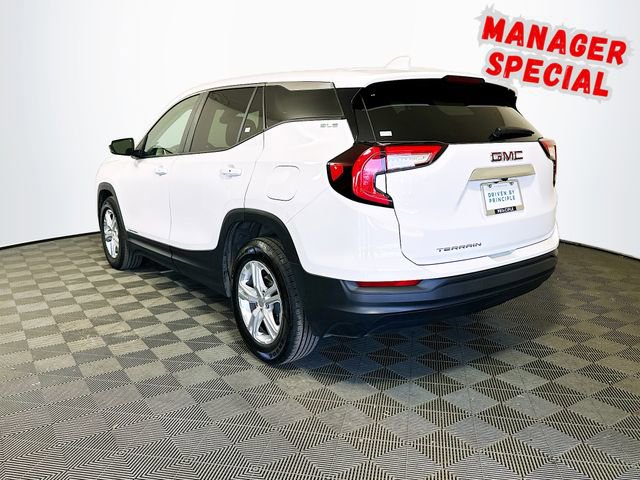 Used 2024 GMC Terrain SLE image 6