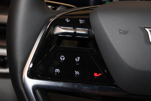 New 2027 Cadillac Vistiq Sport AWD/4WD image 23