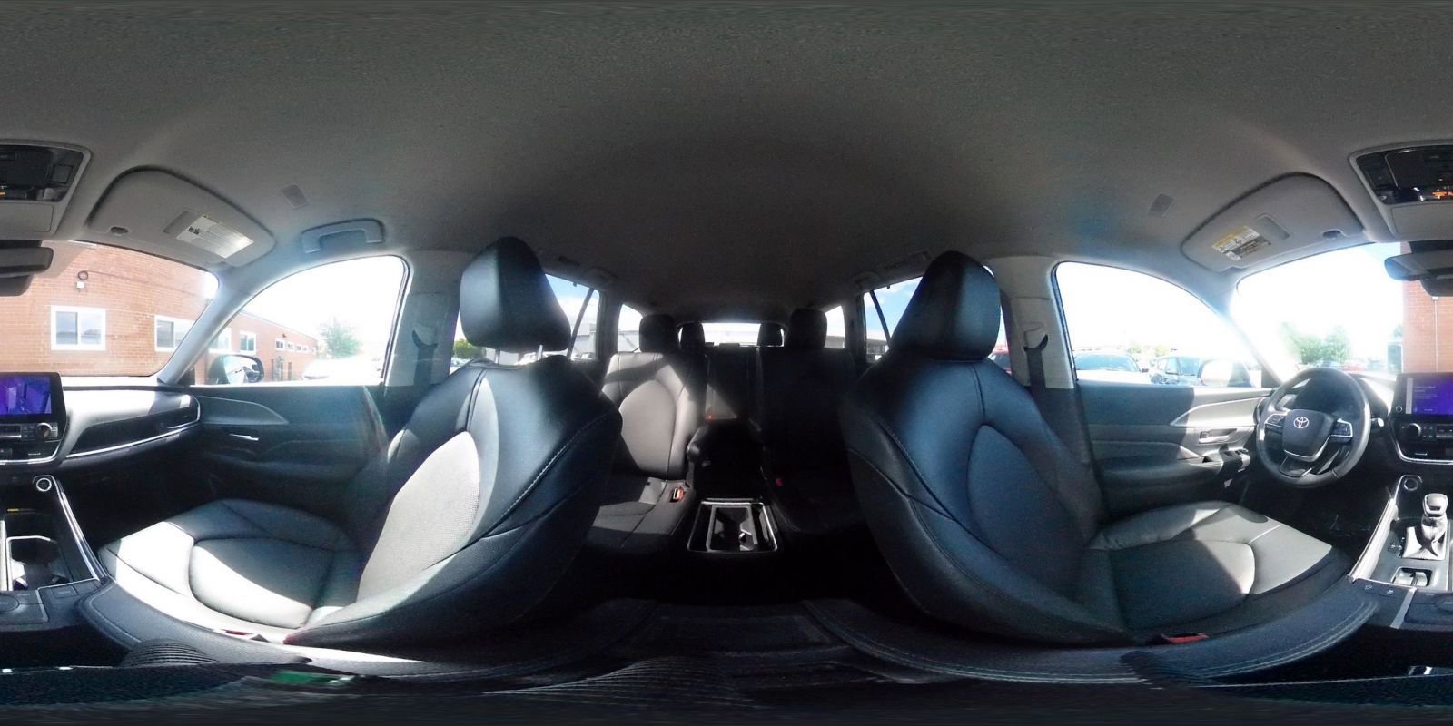 Used 2025 Toyota Grand Highlander FWD image 43