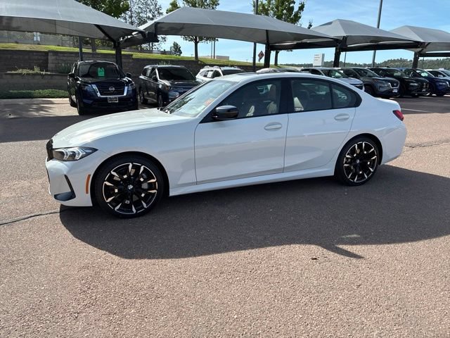 Used 2025 BMW 330i xDrive Sedan w/ M Sport Package AWD/4WD image 4