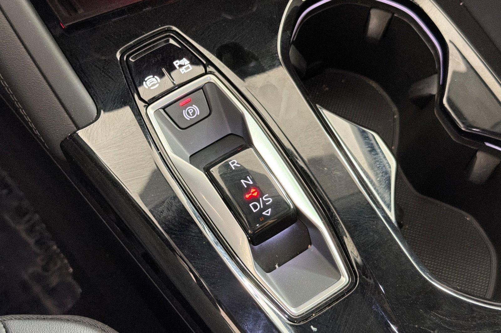 Used 2025 Audi Q5 Premium Plus w/ Premium Plus AWD/4WD image 20