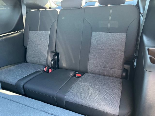 New 2026 GMC Acadia Elevation image 20