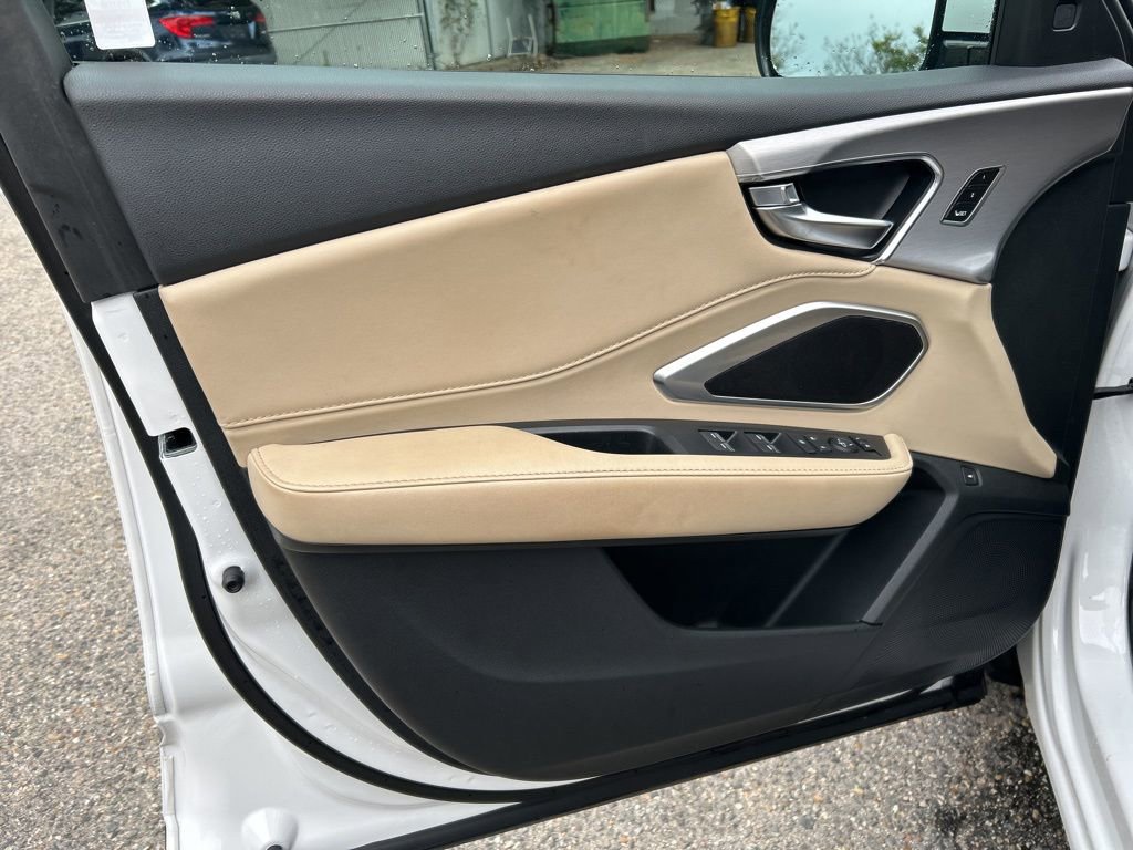 Used 2023 Acura RDX AWD image 16
